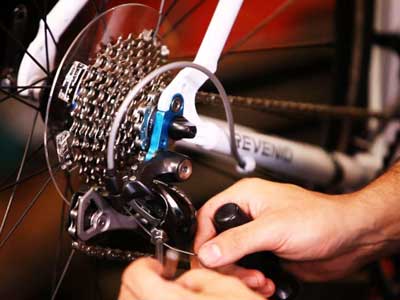 Visit SquareUp to Schedule a Deluxe Bike Tuneup