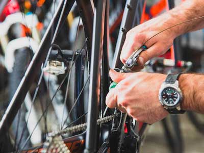Visit SquareUp to Schedule a Premium Bike Tuneup